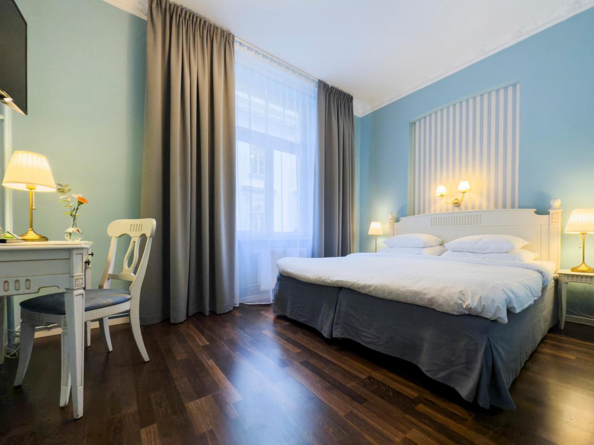 Western Bentleys Hotel 4*
